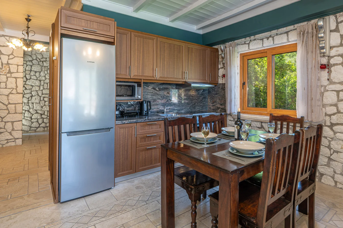 Accommodation in Agia Efimia Kefalonia