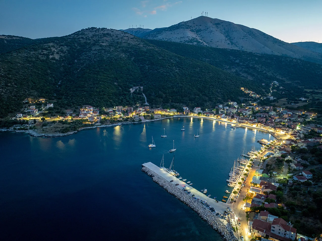 legant apartment in Agia Efimia with views of the bay